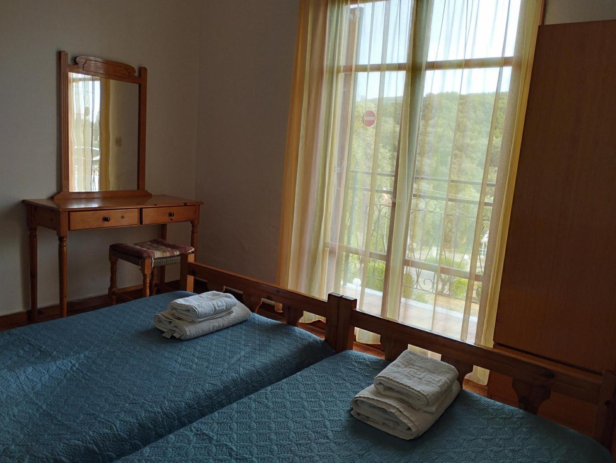 Elena Apartments Палеокастрица Екстериор снимка